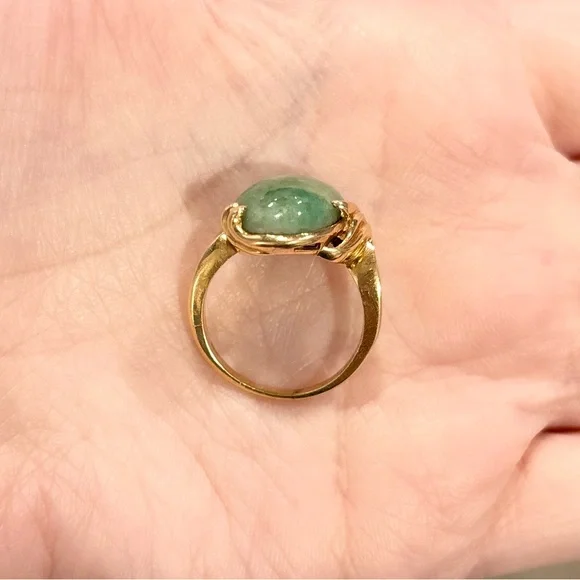 14K Large Aventurine Jade natural sparkling medium green vintage solid gold ring - Picture 9 of 11